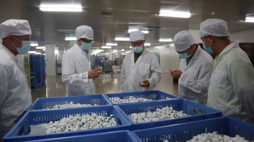 广药集团纪委书记、监察专员成都赴总厂第四造作部（威妙药业有限公司）调研领导工作